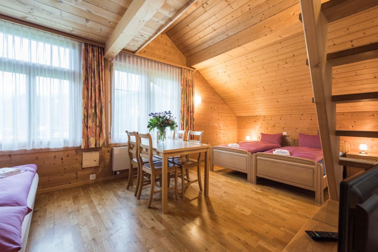 Hotel Alpenrose Beim Ballenberg Hofstetten bei Brienz Eksteriør bilde