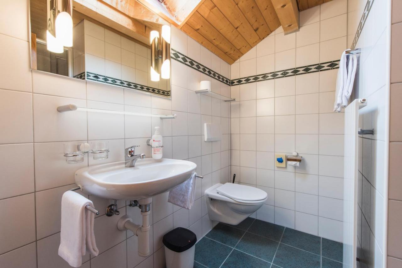 Hotel Alpenrose Beim Ballenberg Hofstetten bei Brienz Eksteriør bilde