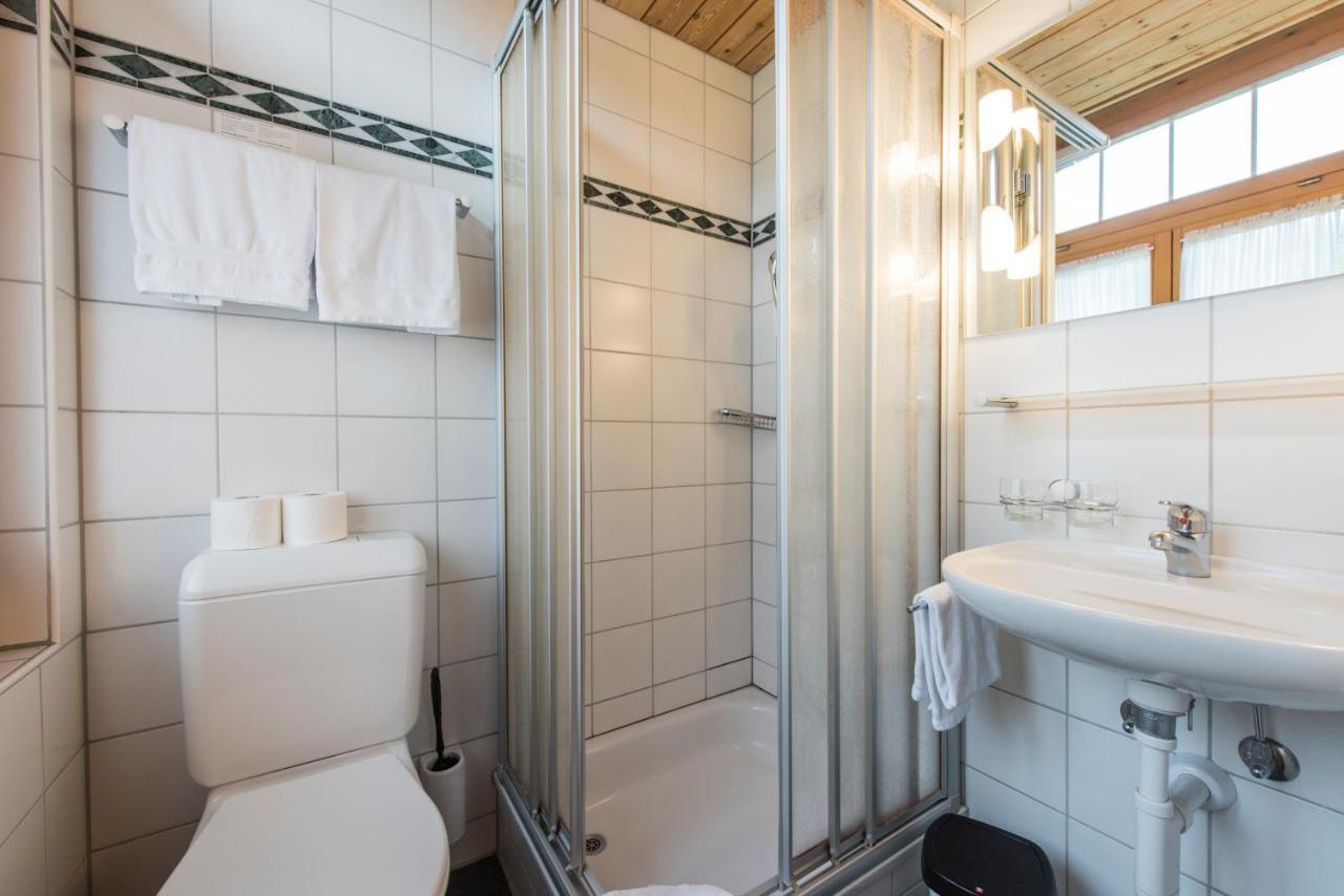 Hotel Alpenrose Beim Ballenberg Hofstetten bei Brienz Eksteriør bilde